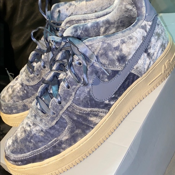 Nike Shoes - Nike Air Force 1